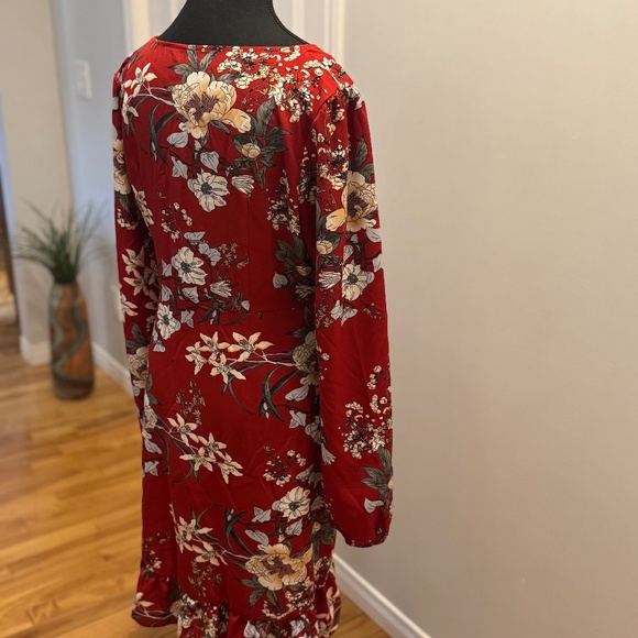 Shein women medium/large dress - Picture 2 of 9